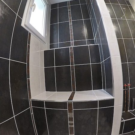 Composition de carrelages.