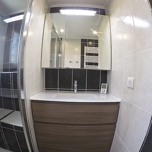 Mobiliers série CREAMIX / Lapeyre.