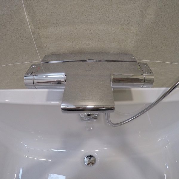 Mitigeur thermostatique GROHE série GROTHERM 2000