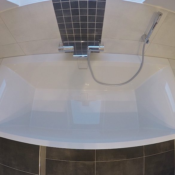 Baignoire VILLEROY & BOCK en QUARYL, gamme SQUARO Edge 12 (170×75)