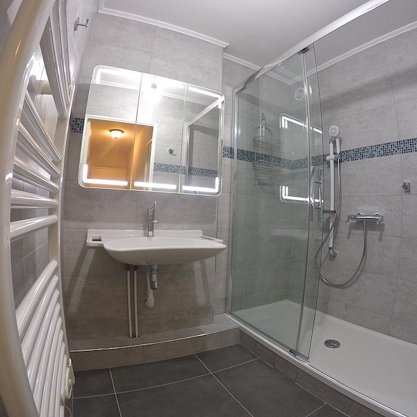 La salle de bain après 6 jours de travaux