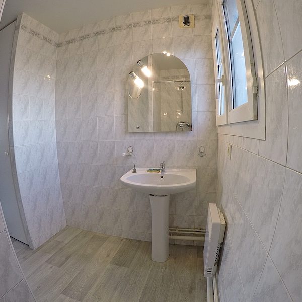 La salle de bain avant notre intervention.