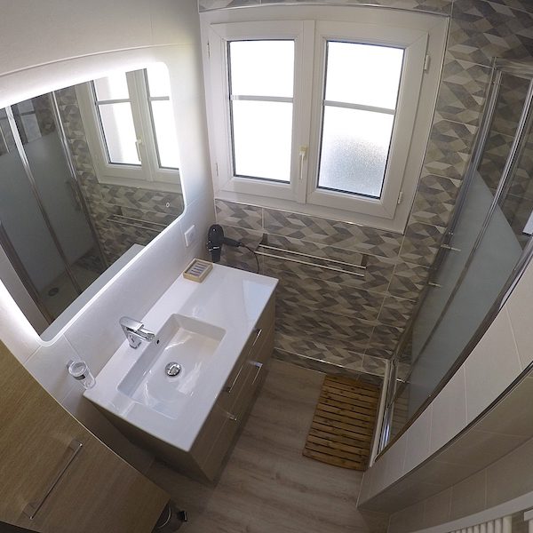 Une nouvelle architecture graphique de la salle de bain