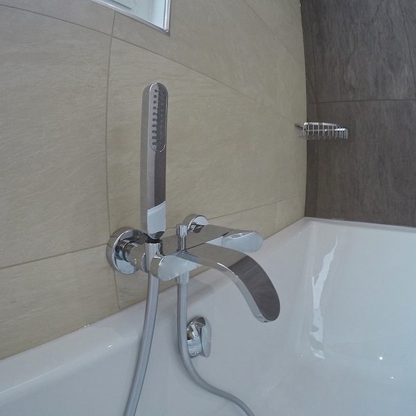 Mitigeur de baignoire marque EFFEPI, gamme THOR