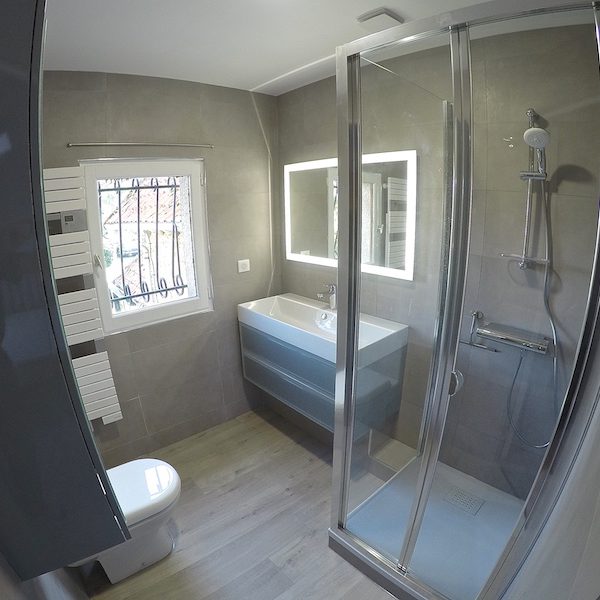 La salle de bain APRÈS notre intervention !