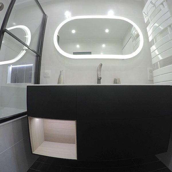 La salle de bain APRÈS notre intervention.