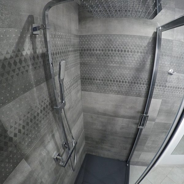 La salle de bain APRÈS notre intervention !