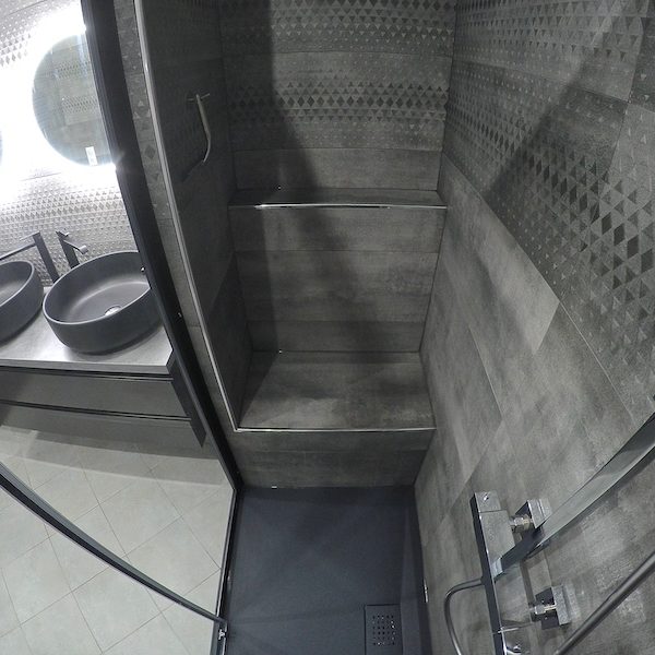 La salle de bain APRÈS notre intervention !