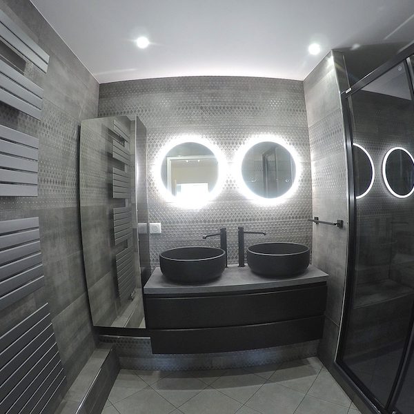 La salle de bain APRÈS notre intervention !