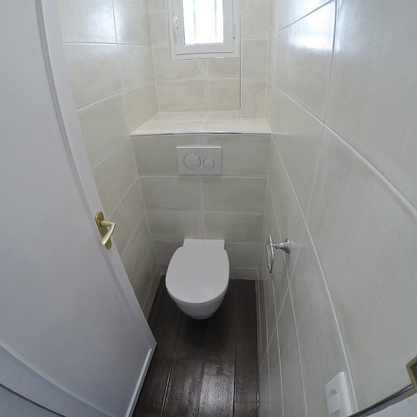 Le local WC APRÈS notre intervention !