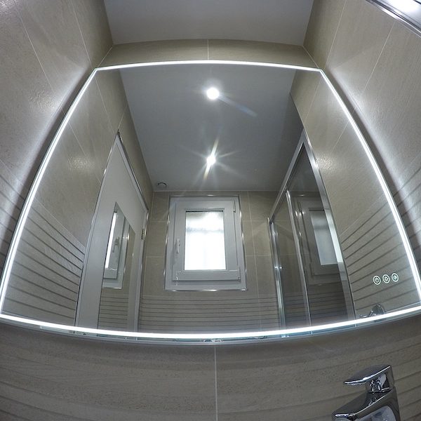 La salle de bain APRÈS notre intervention ;-)