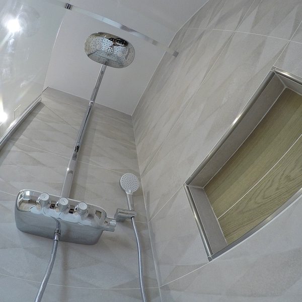 La salle de bain APRÈS notre intervention !