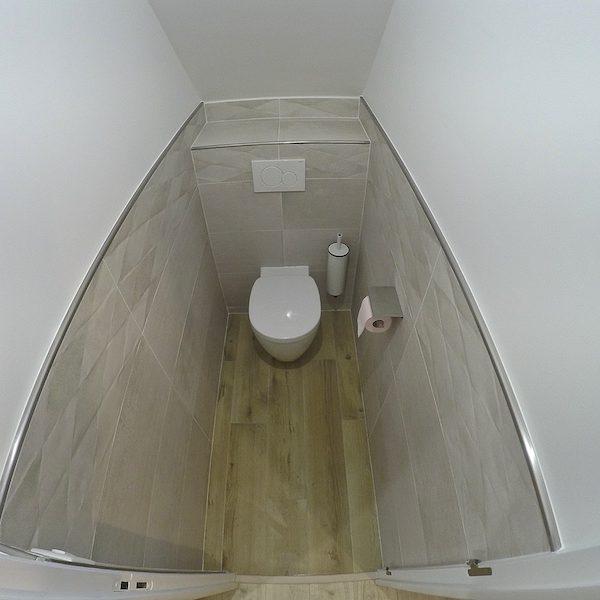 Le local WC APRÈS notre intervention !