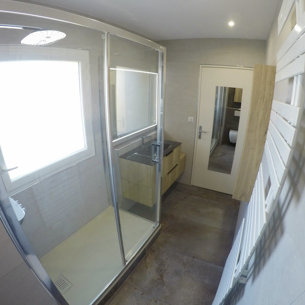 La salle de bain APRÈS notre intervention !