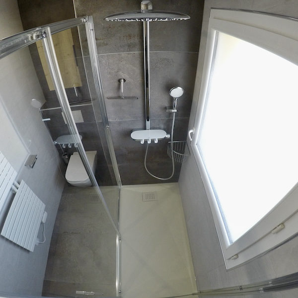 La salle de bain APRÈS notre intervention !