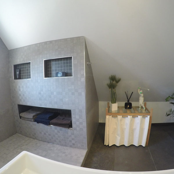 La salle de bain APRÈS notre intervention ! La salle de bain APRÈS notre intervention !