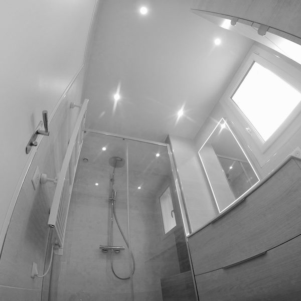 La salle de bain APRÈS notre intervention ! La salle de bain APRÈS notre intervention !