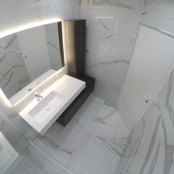 La salle de bain APRÈS notre intervention ! La salle de bain APRÈS notre intervention !