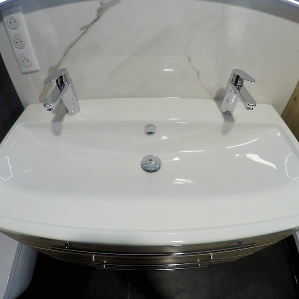 La salle de bain APRÈS notre intervention !