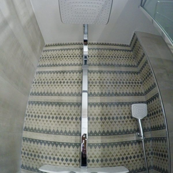 La salle de bain APRÈS notre intervention !