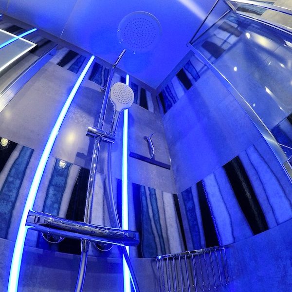 17 La salle de bain APRÈS notre intervention ! 17 La salle de bain APRÈS notre intervention !