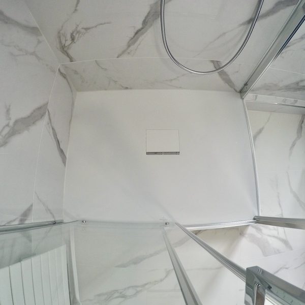 La salle de bain APRÈS notre intervention ! La salle de bain APRÈS notre intervention !
