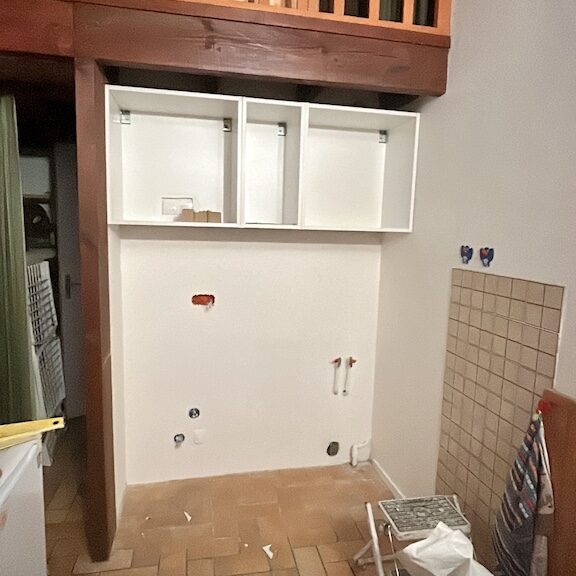 MONTAGE DES MEUBLES MONTAGE DES MEUBLES